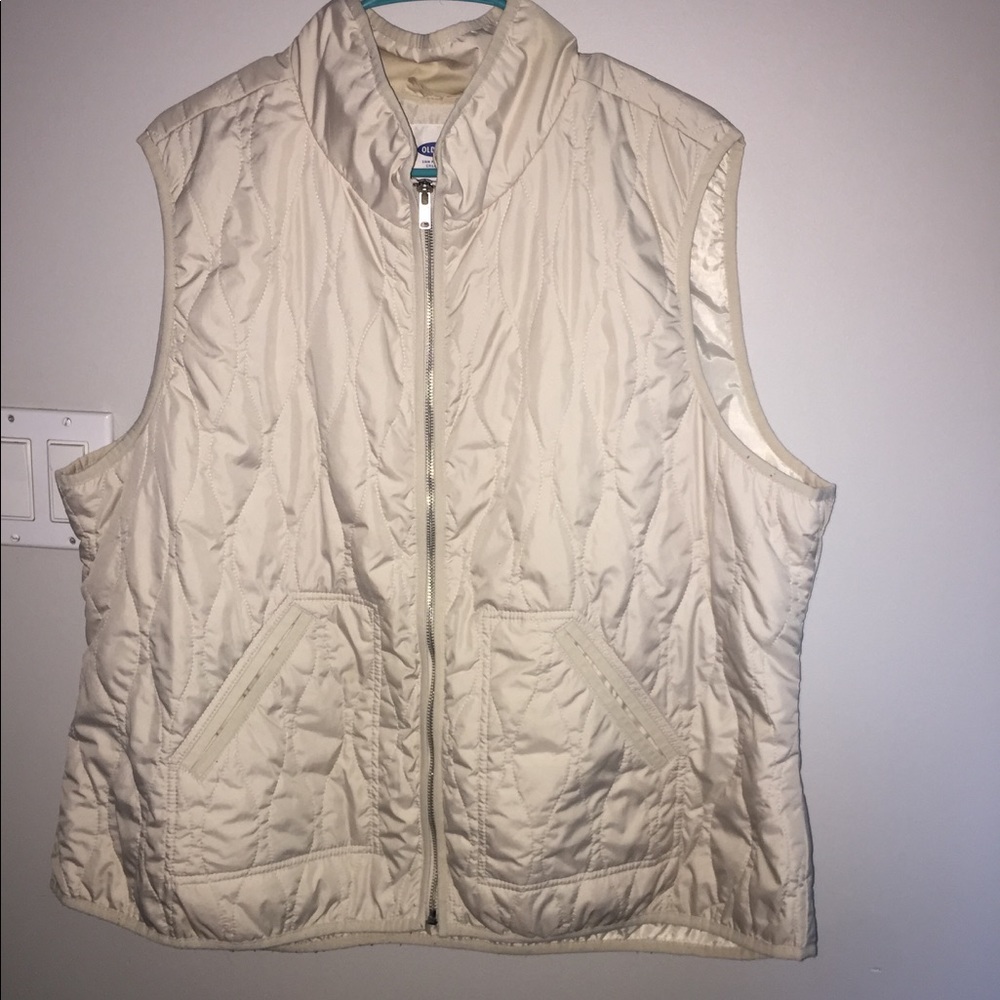 Old Navy Cream Quilted Vest XXL
